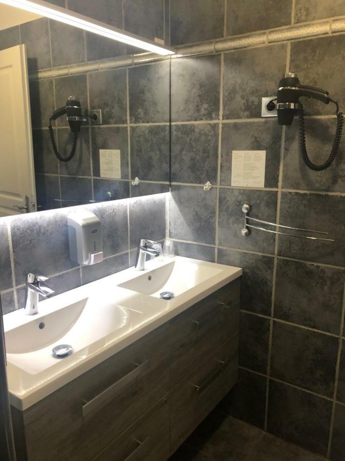 Hotel Le Lys D'Or Вовер Экстерьер фото